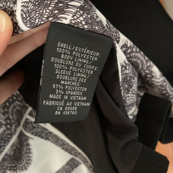 NWT RW&CO. Black Blazer Small - Picture 6 of 7